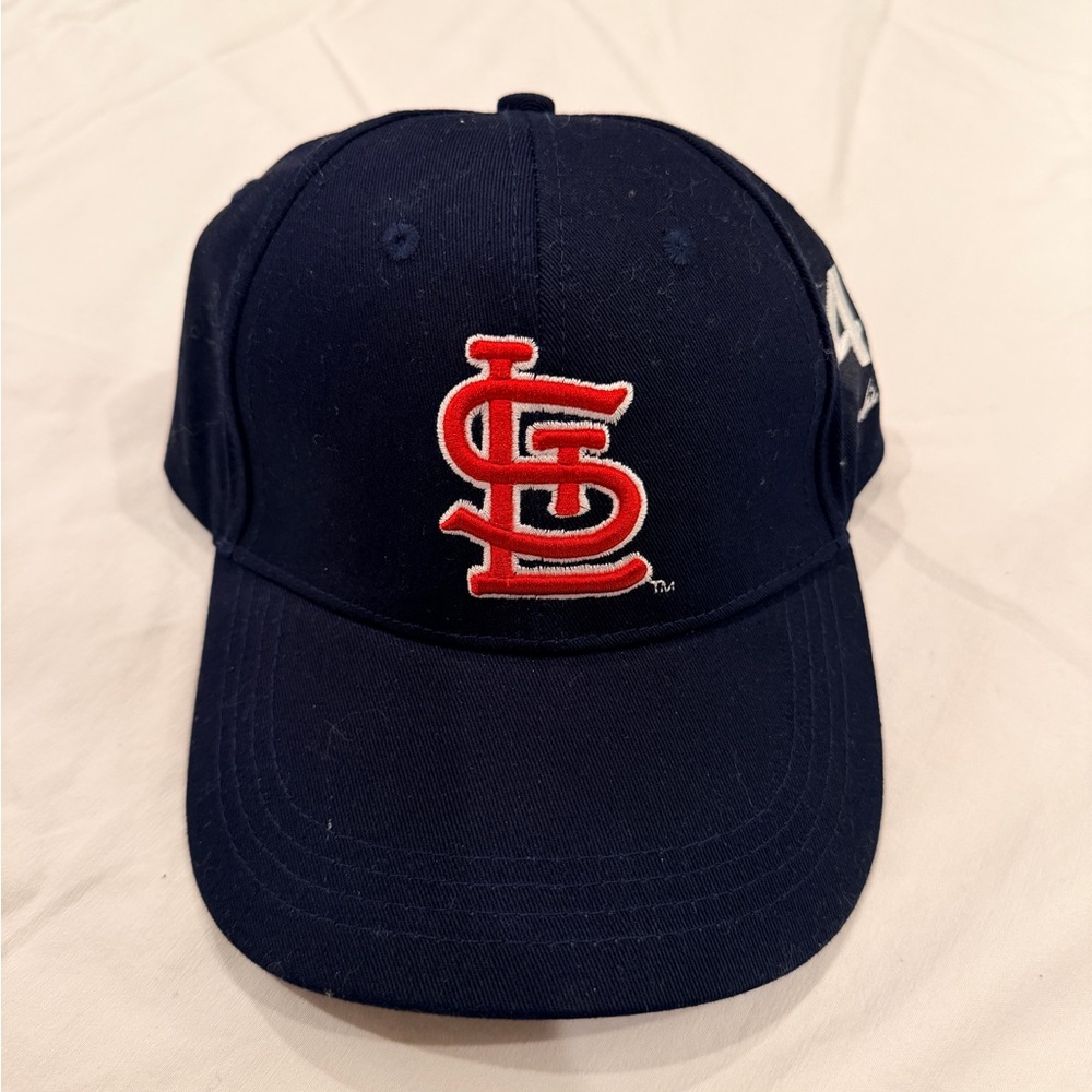 Navy Cardinals Baseball Cap with Red Logo